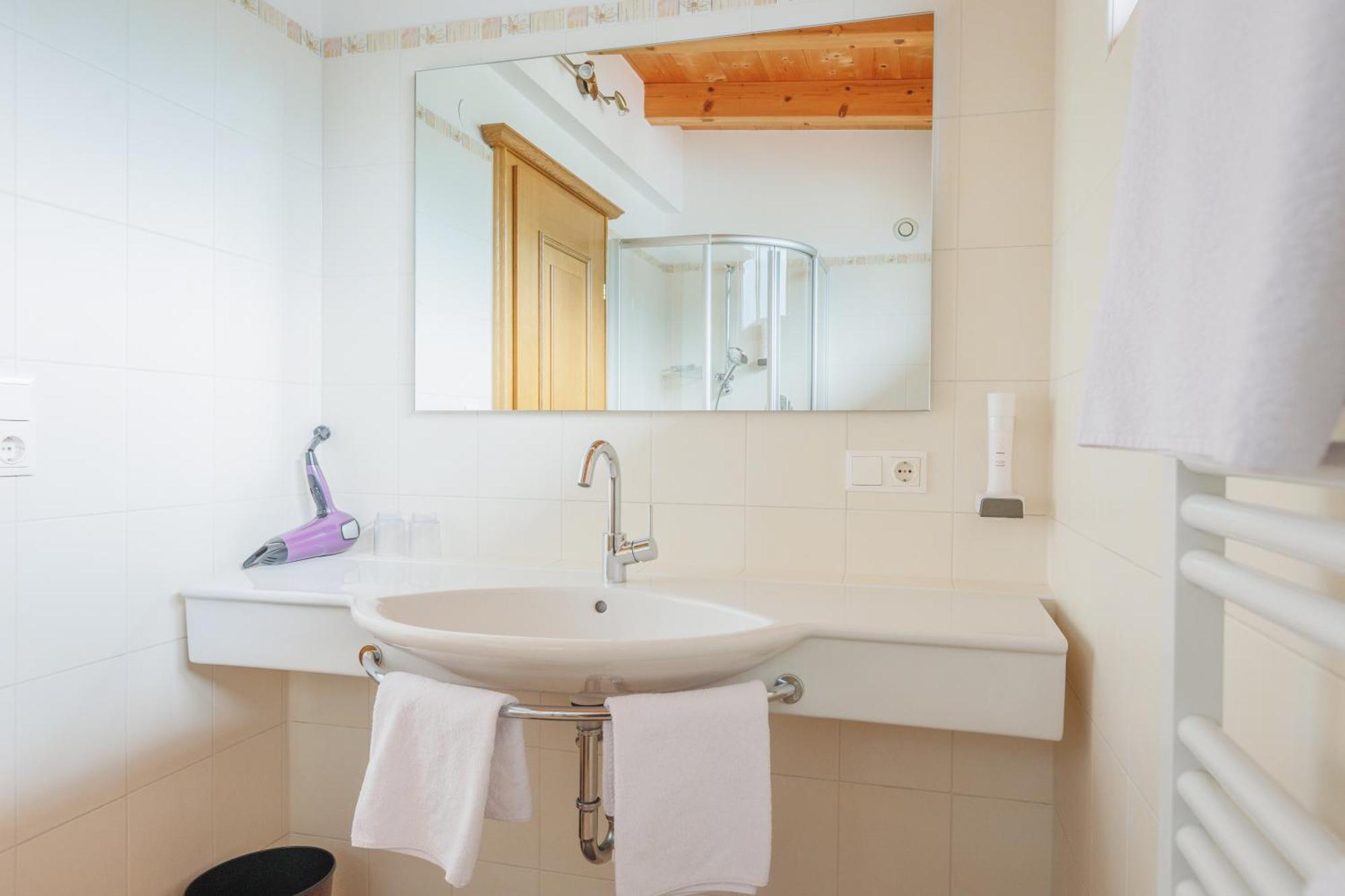 Hin&Weg Das Aparthotel Ried im Zillertal Zewnętrze zdjęcie