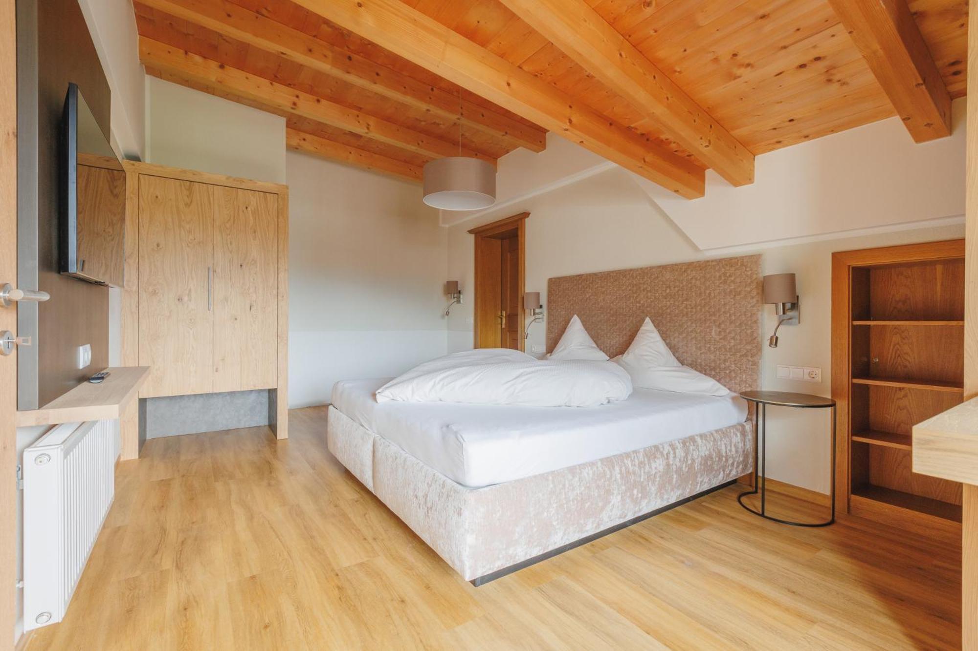 Hin&Weg Das Aparthotel Ried im Zillertal Zewnętrze zdjęcie