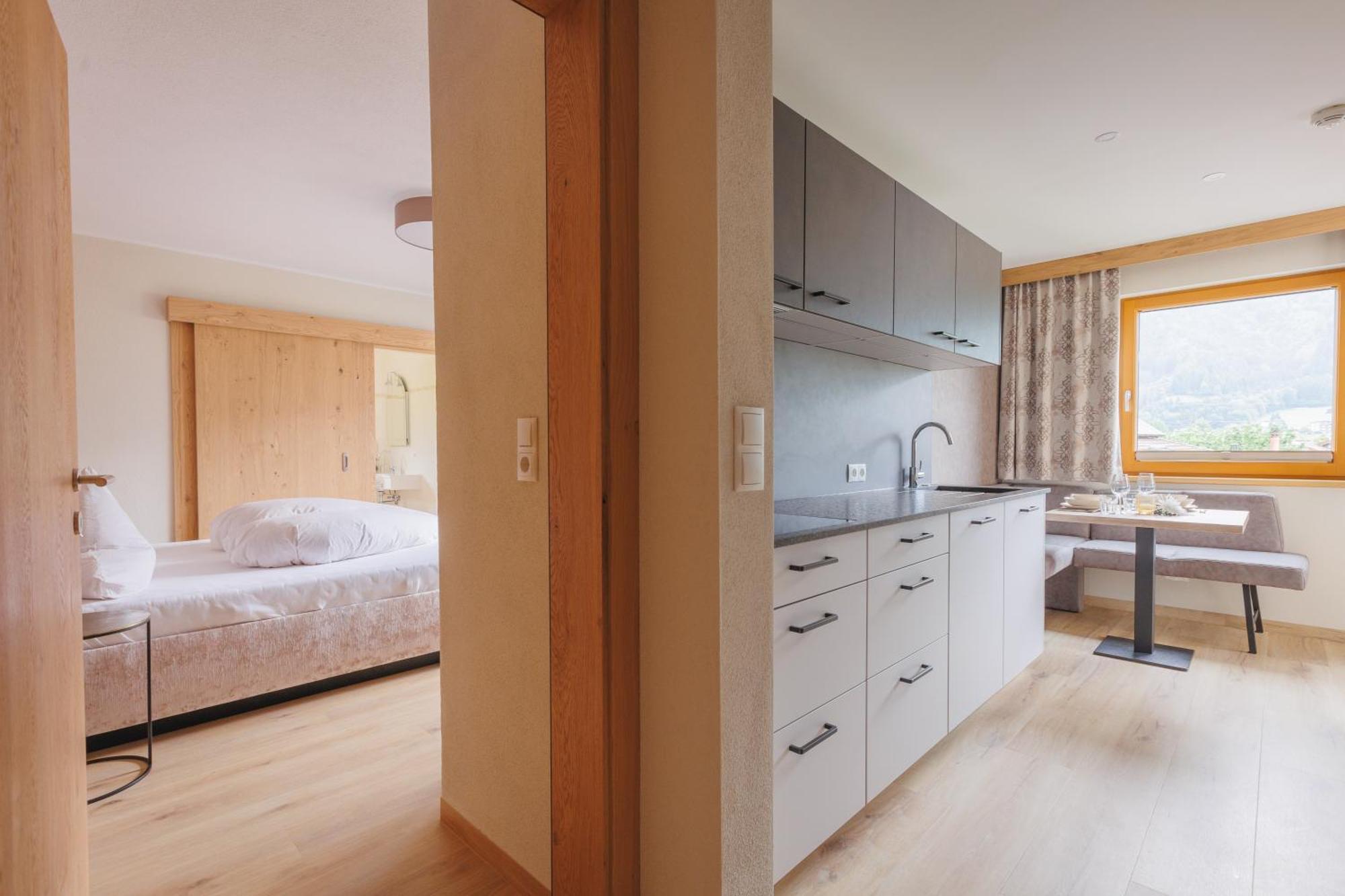 Hin&Weg Das Aparthotel Ried im Zillertal Zewnętrze zdjęcie