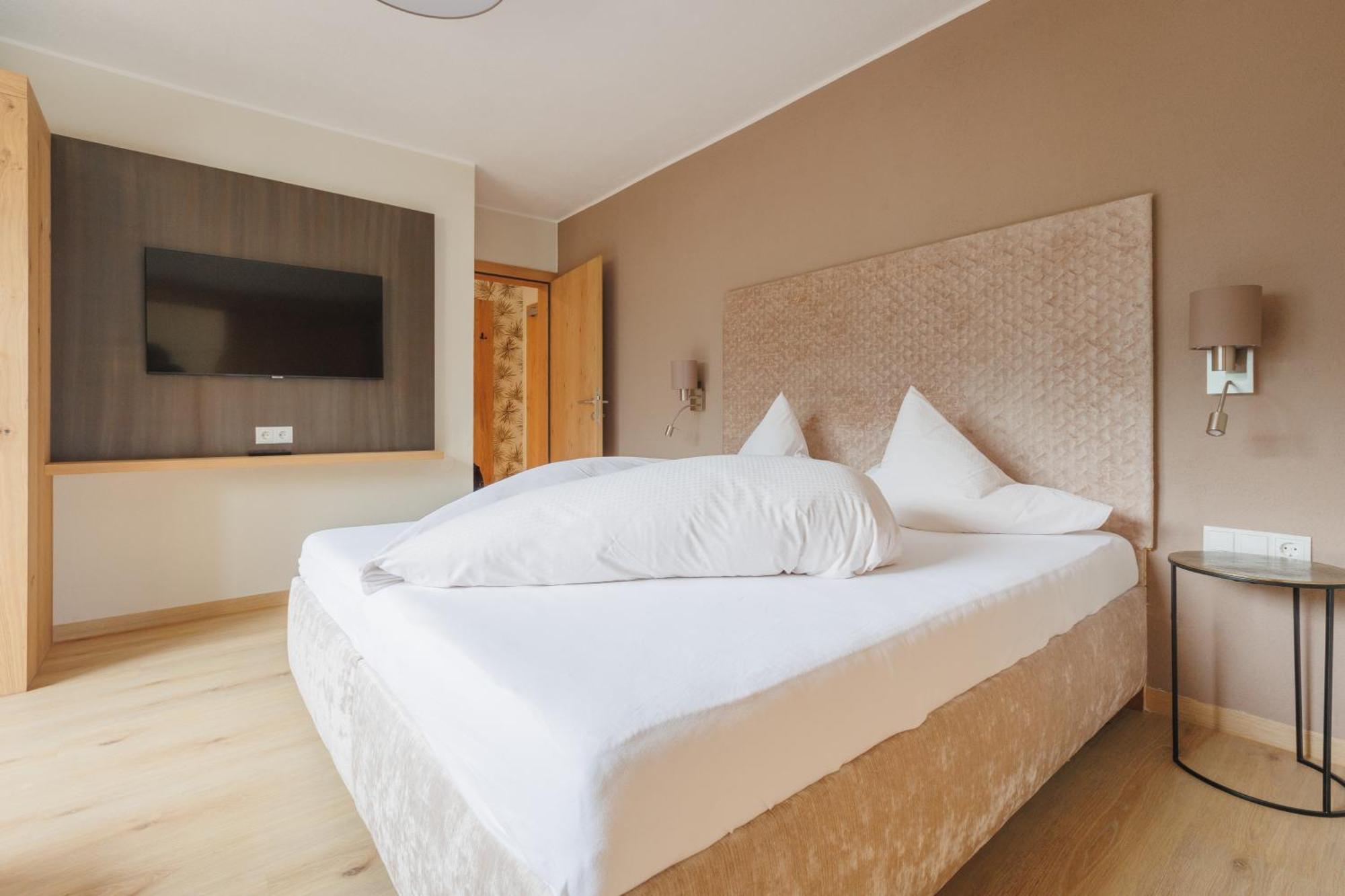Hin&Weg Das Aparthotel Ried im Zillertal Zewnętrze zdjęcie