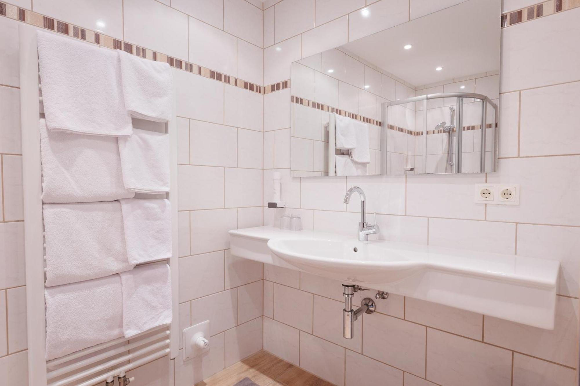 Hin&Weg Das Aparthotel Ried im Zillertal Zewnętrze zdjęcie