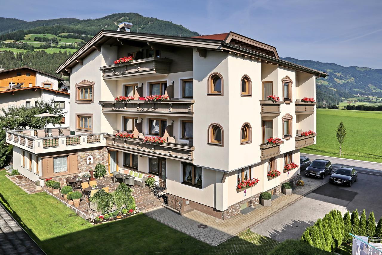 Hin&Weg Das Aparthotel Ried im Zillertal Zewnętrze zdjęcie